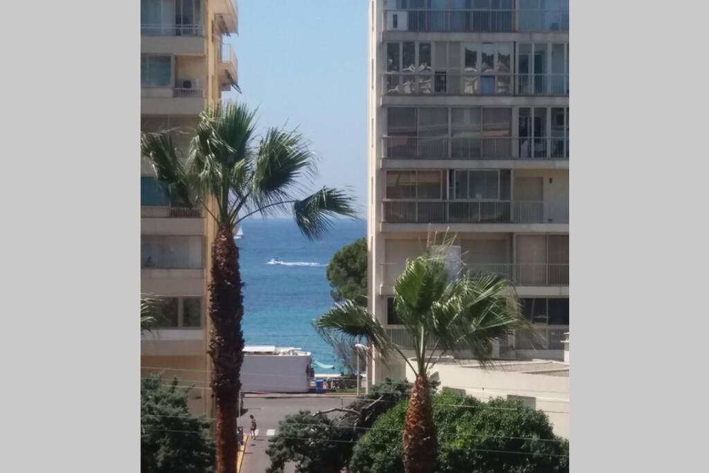 C066-Luxurious Apartment With Sea View - Канни Екстер'єр фото